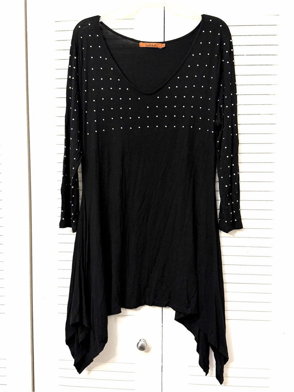 Belldini studded asymmetrical handkerchief tunic top T0175